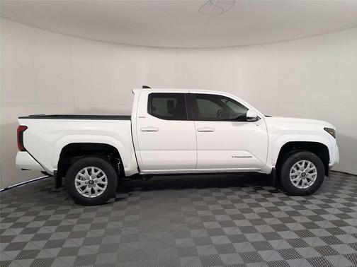 Ice Cap 2026 Toyota Tacoma SR5