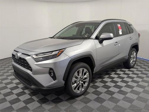 2025 Toyota RAV4 XLE Premium