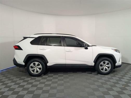 Super White 2020 Toyota RAV4 LE