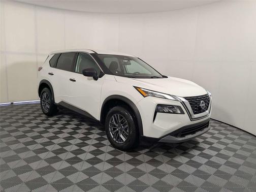 Glacier White 2023 Nissan Rogue S