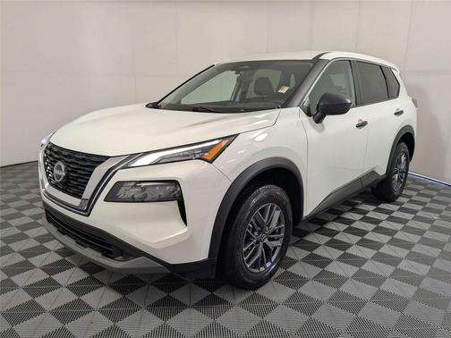 Glacier White 2023 Nissan Rogue S