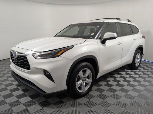 2023 Toyota Highlander Hybrid LE