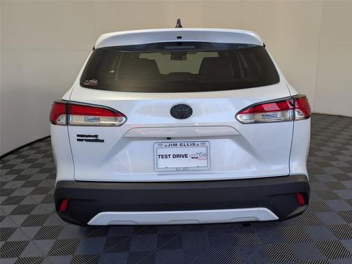 2024 Toyota Corolla Cross L