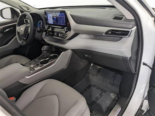2020 Toyota Highlander Hybrid Platinum