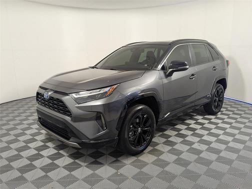 2023 Toyota RAV4 Hybrid SE