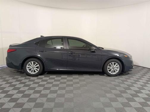 Underground 2026 Toyota Camry LE