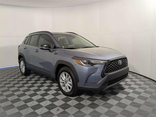 2025 Toyota Corolla Cross LE