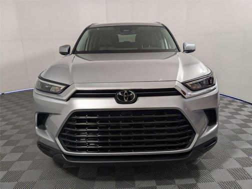 Celestial Silver Metallic 2026 Toyota Grand Highlander XLE