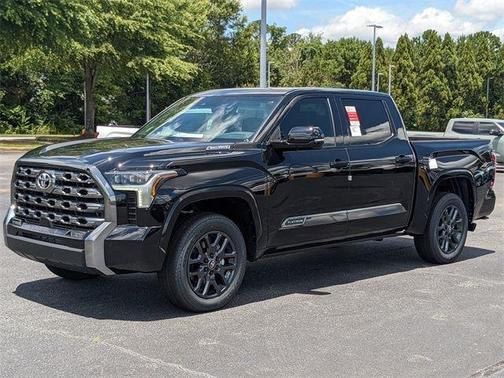 2025 Toyota Tundra Hybrid Platinum