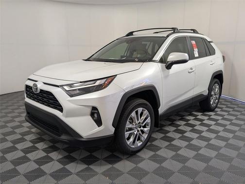 2025 Toyota RAV4 XLE Premium