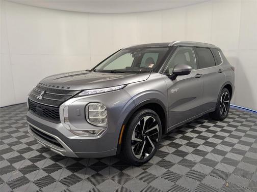 2023 Mitsubishi Outlander PHEV SEL