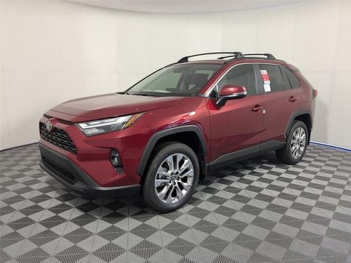 2025 Toyota RAV4 XLE Premium