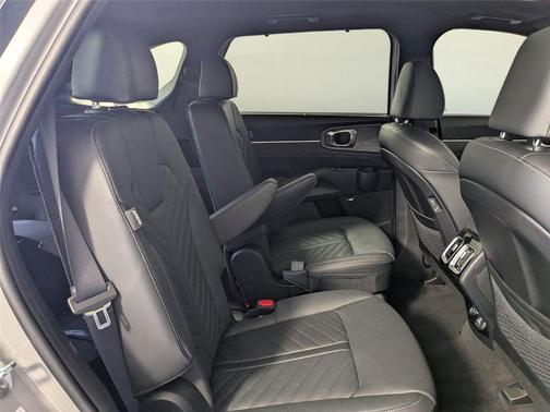 2024 Kia Sorento SX