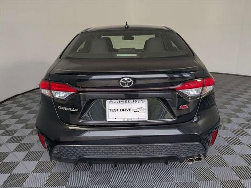 Black Sand Pearl 2022 Toyota Corolla SE