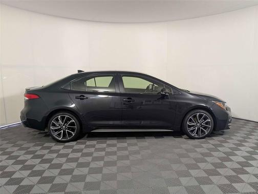 Black Sand Pearl 2022 Toyota Corolla SE