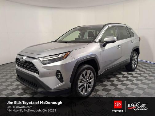2025 Toyota RAV4 XLE Premium