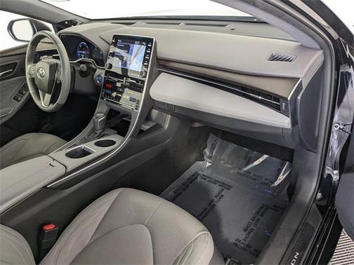 2019 Toyota Avalon Hybrid Limited