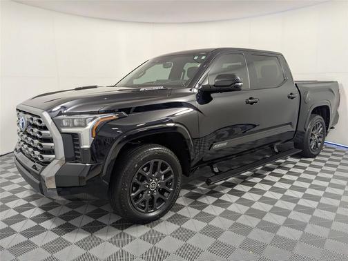 2023 Toyota Tundra Hybrid Platinum
