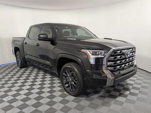 2023 Toyota Tundra Hybrid Platinum