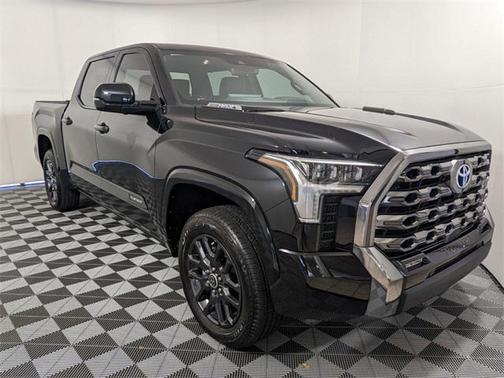 2023 Toyota Tundra Hybrid Platinum