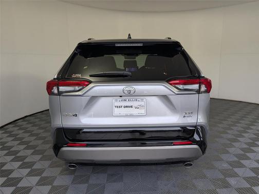 2025 Toyota RAV4 Hybrid SE