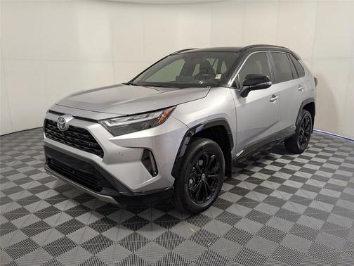 2025 Toyota RAV4 Hybrid SE