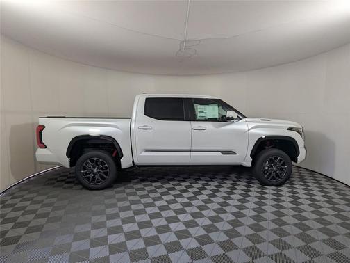 2026 Toyota Tundra Hybrid Platinum