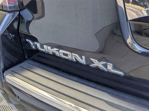 Onyx Black 2020 GMC Yukon XL Denali