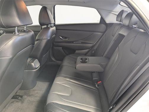 2022 Hyundai ELANTRA HEV Limited