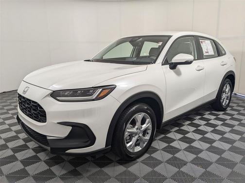 2025 Honda HR-V LX