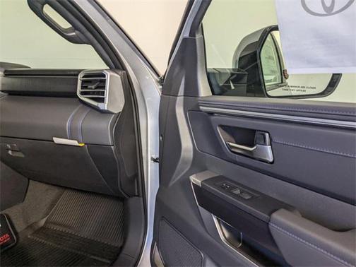 2025 Toyota Tundra Hybrid Platinum