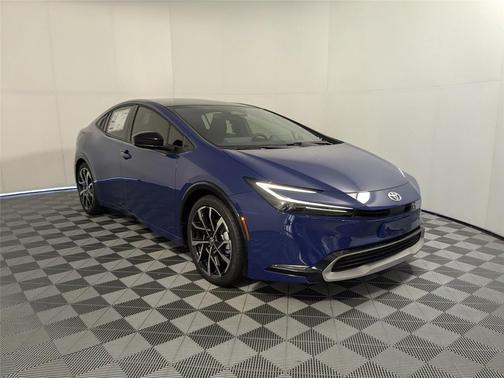 2025 Toyota Prius Plug-In Hybrid XSE
