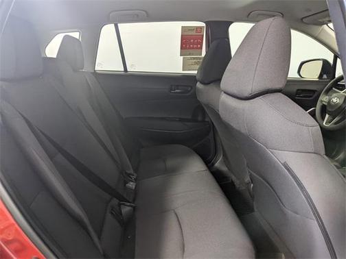 2025 Toyota Corolla Cross LE