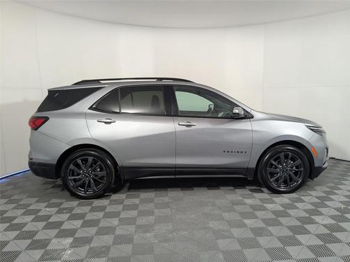 2023 Chevrolet Equinox FWD RS