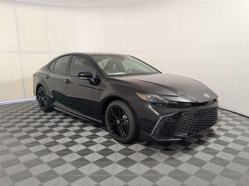 Midnight Black Metallic 2026 Toyota Camry SE