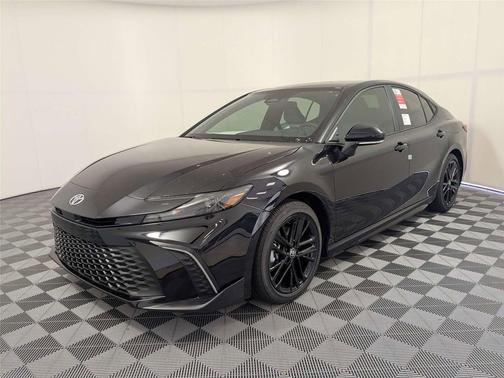 Midnight Black Metallic 2026 Toyota Camry SE