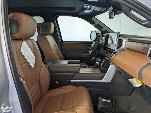2025 Toyota Tundra Hybrid 1794 Edition