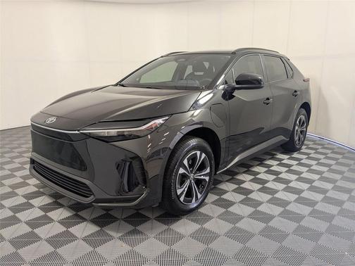 2024 Toyota bZ4X XLE