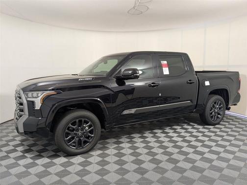 2025 Toyota Tundra Hybrid Platinum