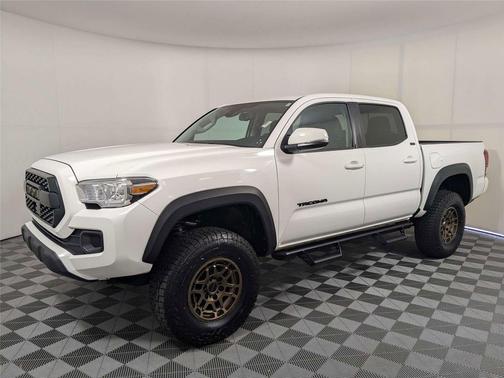Ice Cap 2023 Toyota Tacoma Trail Edition