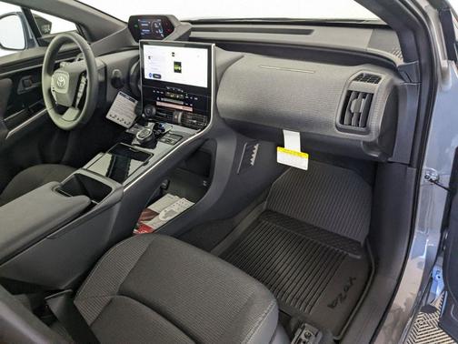 2025 Toyota bZ4X XLE