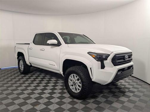 Ice Cap 2024 Toyota Tacoma SR5
