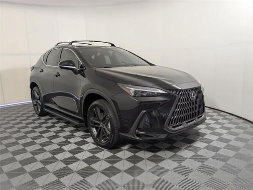 2022 Lexus NX 450h+ Luxury