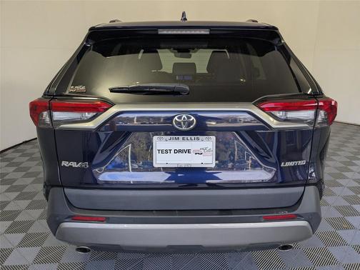 2023 Toyota RAV4 Limited