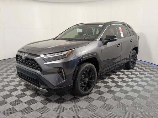 2025 Toyota RAV4 Hybrid SE