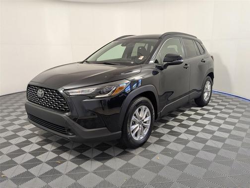 2022 Toyota Corolla Cross LE