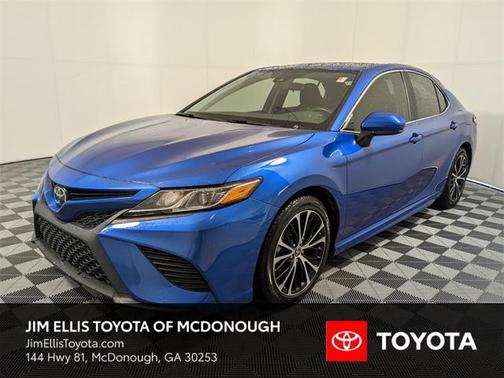 2020 Toyota Camry SE