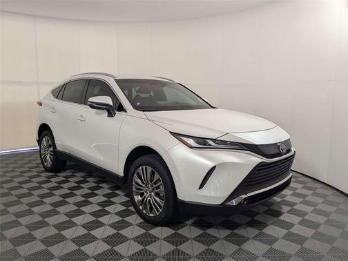 Wind Chill Pearl 2023 Toyota Venza Limited