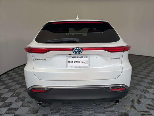 Wind Chill Pearl 2023 Toyota Venza Limited