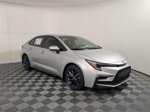Classic Silver Metallic 2026 Toyota Corolla SE